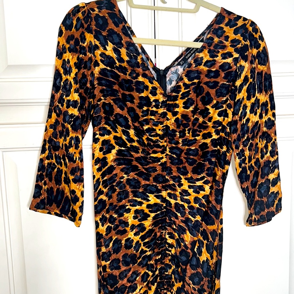 Zara Leopard Ruching Dress - Picture 3 of 4